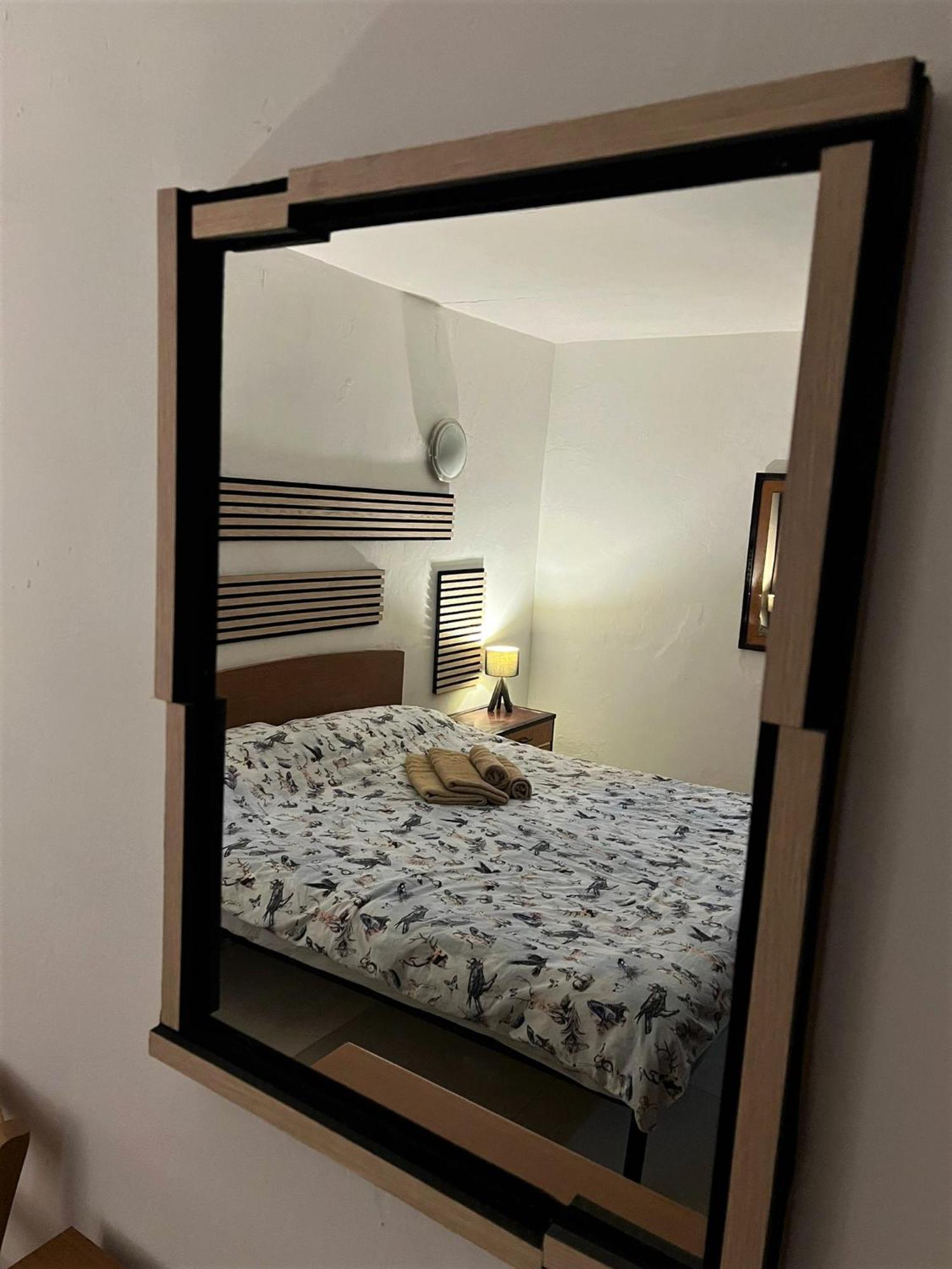 Red Door Apartman *